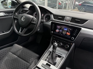 Škoda Superb COMBI 1.5 TSI ACT Business Edition - Automaat Stoelverw. Navi Camera 17inch LMV / 30