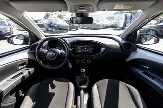 Toyota Aygo X 1.0 VVT-i MT Play  | Camera | ACC | NL Auto / 28