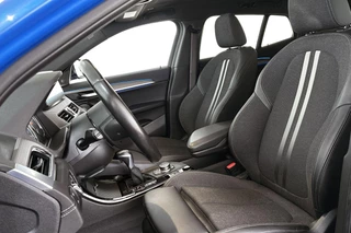 BMW X2 xDrive25e M Sport Panoramadak Harman Kardon Memory Head-Up / 7