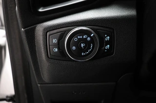 Ford EcoSport 1.0 EcoBoost Titanium | WINTER / NAVIGATIE / DESIGN / PARKING- PACK | TREKHAAK | 17" / 33