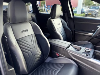 Jeep Compass 1.2 e-Hybrid Summit | Apple-Android | Schuif-kanteldak | Premium-Pack / 8