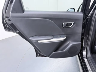 Kia K4 1.0 T-GDi MHEV GT-Line Launch Edition (pano) - Schuif/kantel dak - Stoel/stuurverwarming - AppleCarplay - Android Auto - 7 jaar of 150.000km fabrieksgarantie / 34