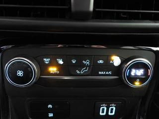 Ford EcoSport 1.0 EcoBoost Titanium X NAVI/CLIMA/CRUISE/PDC/17"LMV! / 7