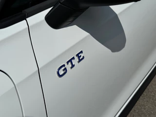 Volkswagen Golf 1.5 eHybrid GTE 272pk Head up | Black Style | IQ light | 360 Camera | Rijklaar incl. garantie / 34