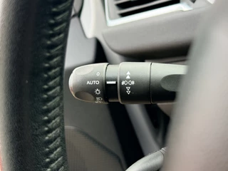 Peugeot 208 1.6 VTi Allure  | Navi | Bluetooth | Cruise | ECC | Regen- en Lichtsensor | Trekhaak / 23