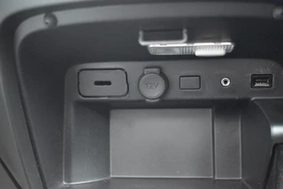 Citroën C4 Spacetourer PureTech 130 EAT8 Automaat Selection  .| Navigatiesysteem | Airconditioning ECC | Apple Carplay & Android Auto | .Aanhangergewicht geremd 1400kg!!! | Isofix Bevestigingspunten | Lichtmetaal | Zeer Compleet!!! / 33
