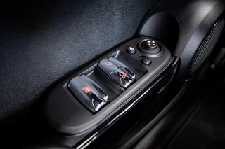 Mini Cabrio 2.0 Cooper S John Cooper Works F1|STOELVERWARMING|ALCANTARA|CARPLAY|CAMERA|LED / 51