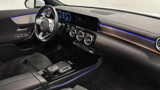 Mercedes-Benz CLA Shooting Brake 180 Business Solution AMG PANO CAMERA CRUISE. / 20