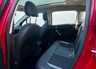 Peugeot 2008 1.2 PureTech Allure automaat / 18
