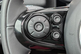 MINI Countryman 1.5 Cooper SE ALL4 PHEV Chili JCW Panorama Head-Up / 29