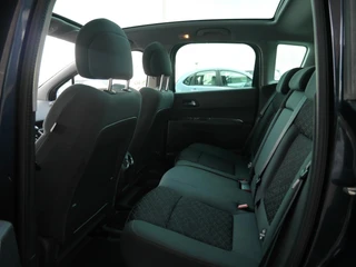 Peugeot 3008 1.2 PureTech Style | Trekhaak | Panoramadak | Lichtmetalen velgen | Achteruitrijcamera | Climate control | Cruise control | Navigatie | Regensensor / 12