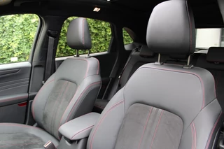 Ford Kuga 2.5 PHEV ST-Line X  | Panoramadak | Trekhaak | B&O | Winterpack / 9