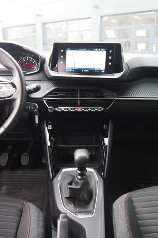 Peugeot 208 1.2 Turbo Active Pack Edition | Airco | LED-Koplampen | 16 inch LM-Velgen | Navigatie | Apple Carplay | Parkeersensoren | Cruise Control | DAB+ Radio | Multifunctioneel Stuurwiel | / 19