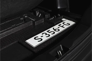 Suzuki S-Cross 1.5 Hybrid Style Orig. NL  | S/K-Panodak | Adapt. Cruise | Stoelverw. | 360 Camera | PDC | NAV+App. Connect | Afn. Trekhaak | ECC | LM 17" | / 47