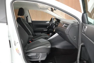 Volkswagen Polo 1.0 TSI 95pk DSG R-Line Highline Camera Parkeersensor Climate Control Adaptive Cruise / 12