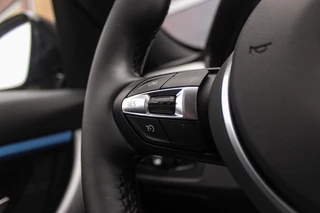 BMW 3-serie Touring 320i F31 M Sport Edition | M-pakket | 2e eigenaar | 18 inch | LED | Automaat | PDC | Cruise-control | Climate-control | 4 cilinder | 184 pk | Origineel / 23