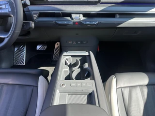 Kia EV9 GT-line AWD 99,8 kwh 7 zits | 385 PK | Geventileerde/verwarmde stoelen | Wireless Carplay & Android auto | 2.500 kg trekgewicht | Meridian | Fabrieksgarantie t/m 19-6-2033 +3x 1 jaar*  | NAP / 22