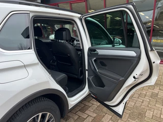 Volkswagen Tiguan 1.4 TSI ACT Highline  | ACC | Navi | PDC | Stoelverw. | / 30