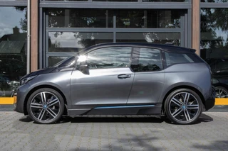 BMW i3 Executive Edition 42 kWh|Stoelverwarming|Camera| / 7