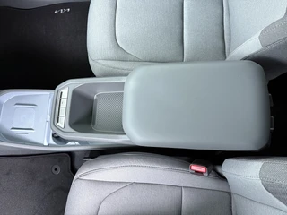 Kia EV3 Plus 81.4 kWh  - Stoel-/Stuurverwarming - V2L - Apple Carplay/Android Auto - Draadloze oplader Smartphone - Fabrieksgarantie t/m 2033 / 33