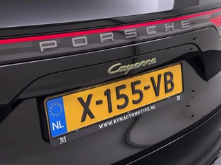 Porsche Cayenne 3.0 E-Hybrid Platinum Edition SOH 100%! 340kw | MEM. SEATS | Luchtvering | pano | stoelverwarming + verkoeling | 360 camera | Bose | sportchrono | mega knappe auto! | incl 12 mnd Bovag garantie | / 11