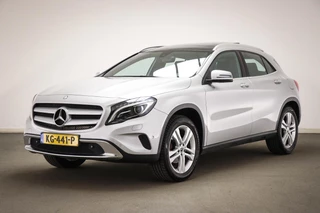 Mercedes-Benz GLA-klasse 180 Ambition | URBAN PACK | PANORAMADAK | STOELVERWARMING | TREKHAAK | 18"