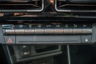 Renault 5 comfort range techno 52 kWh | Rijklaar | Fabrieksgarantie t/m 05-2031  | Apple Carplay/Android Auto | Camera | Stoelverwarming / 30