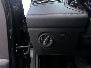 Seat Ibiza 1.0 TSI FR Business Intense Camera Navigatie Sfeerverlichting App-Connect / 24