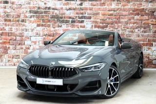 BMW 8 Serie M850i xDrive High Executive M Sport Pakket Automaat  / Live Cockpit Professional / Individual Leder Merino / Driving Assistant / Carbon Exterieur / Active Steering / Laserlight / M Sportremsysteem / Active Cruise Control met Stop en Go-functie / M Sportdifferentieel / Shadow Line / Achteruitrijcamera / Harman Kardon