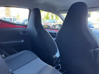 Toyota Aygo 1.0 VVT-i x-otic STOELVERWARMING CAMERA AIRCO EL-SPIEGELS LM-VELGEN 4S-BANDEN / 10