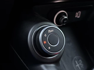 Alfa Romeo Tonale 1.5T Hybrid Edizione Speciale / 32