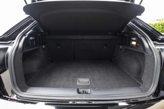 Audi Q2 35 TFSI S Edition  | 2x S-line | NL Auto | Virtual / 38