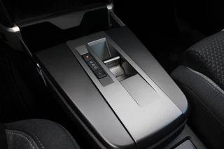 Opel Frontera 1.2 Turbo Hybrid GS 7p. 5 JR GARANTIE | Winterpack | Cruise control | Achteruitrijcamera | BLIS / 25