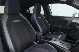 Opel Mokka Electric GS 54 kWh  | Climate control | Achteruitrijcamera | Apple Carplay/Android Auto | Cruise control | LED koplampen | Zwart dak | 18" Lichtmetalen velgen / 16