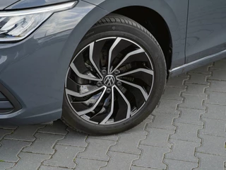 Volkswagen Golf Variant 1.5 eTSI Life Business | PANO | WINTERPAKKET | ADAPTIVE / 14
