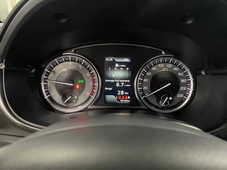 Suzuki Vitara 1.4 Boosterjet Style Smart Hybrid/ Nederlandse auto/ Afneembare trekhaak/ Pano/ Parkeersensoren/ Achteruitrijcamera / 22