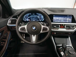BMW 3 Serie 330e M-Sport Schuifdak | ACC | Harman Kardon / 38