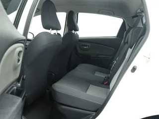 Toyota Yaris 1.5 Hybrid Active | Navigatie | Camera | Cruise control / 17