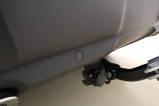 Peugeot 3008 1.2 PureTech GT  Trekhaak | Stoelverwarming Voor | Adaptief Cruise Control | Dodehoek Detectie | Lendensteun | Parkeer Sensoren rondom | / 8