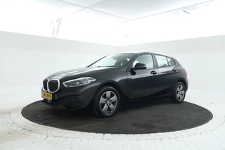 BMW 1 Serie 116d High Executive  5 Deurs hb, Navigatie, Climate