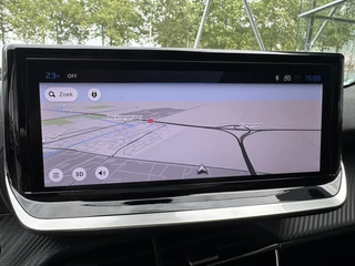 Peugeot e-2008 Envy EV 54kwh 156pk | Apple Carplay/Android Auto | Adaptieve Cruise Control | Lichtmetalen velgen 17 inch | Draadloos laden / 25