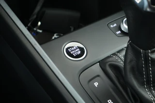 Audi A1 Sportback 30 TFSI 110pk S-Tronic S edition Sonos Keyless Stoelverwarming ACC LED Climate Control Carplay 2x S-Line / 6