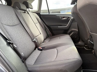 Toyota RAV4 2.5 Hybrid AWD Dynamic TREKHAAK ALL-SEASON STOELVERW PARK-SENSOREN CAMERA APPLE/ANDROID LM-VELGEN DAB+ AD-CRUISE / 16