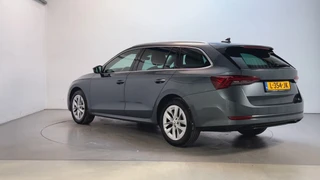 Skoda Octavia Combi 1.0 TSI 110pk Business Edition Plus Navigatie Parkeersensoren Sfeerverlichting / 7