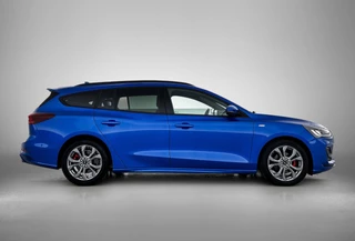Ford Focus Wagon 1.0 EcoBoost Hybrid ST Line X | Camera | Stoelverwarming | Cruise Control | Leder | / 9