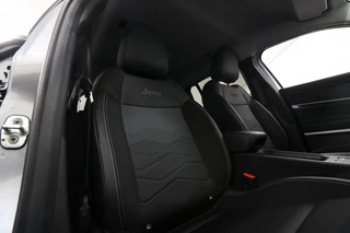 Jeep Avenger 1.2 e-Hybrid Summit (Automaat) / 32