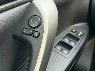 Mitsubishi Eclipse Cross 2.4 PHEV Intense+, trekhaak, stoelverwarming, achteruitrijcamera, vele opties / 24