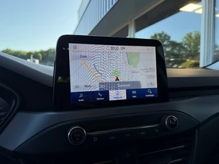 Ford Focus Wagon 1.0 EcoBoost Connected - Navi Carplay Park. sens. voor en achter / 9
