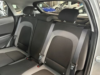 Hyundai Kona 1.6 GDi HEV Fashion Automaat  KRELLAUDIO/CAMERA/DODEHOEK/KEYLESS/NAVI/HUD/ADAPT.CRUISE / 29