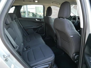 Ford Kuga 2.0 TDCi Titanium | Diesel | Trekhaak | 1900KG trekgewicht | Keyless entry en start | Lichtmetalen velgen | Navigatie | Climate control | Parkeersensoren achter / 12